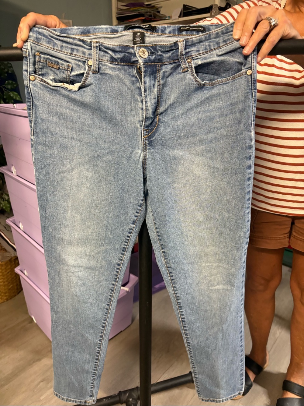 Nine West Light Blue Cropped Women's Jeans